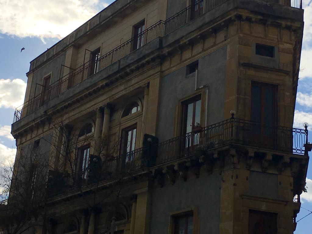 Platamone Rooms Catania Ngoại thất bức ảnh